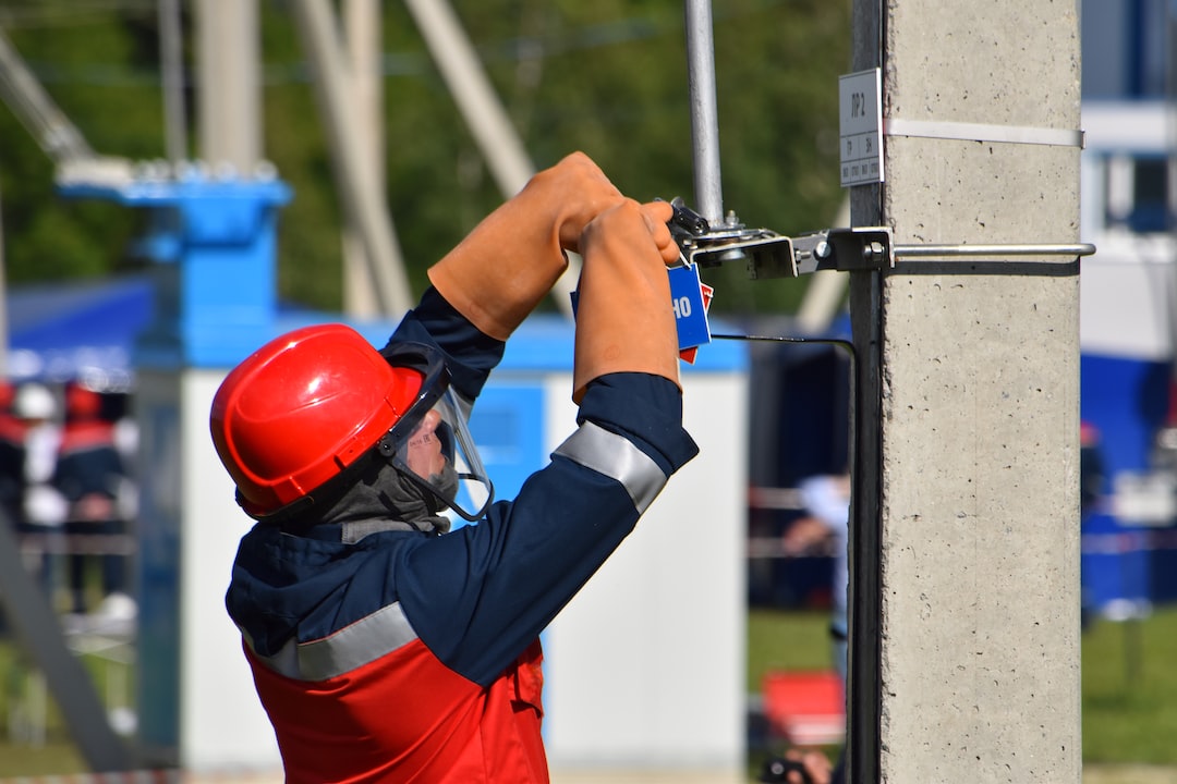 Professional and experienced Electrician